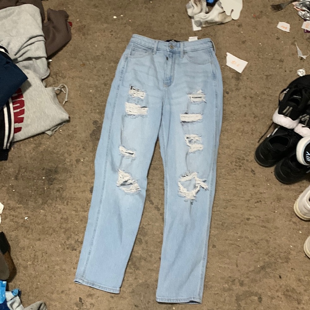 Hollister ultra high rise mom jeans